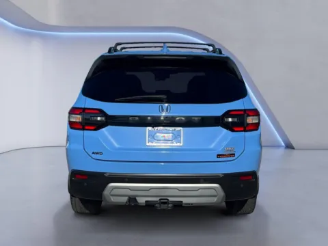 More photos of 2023 Honda Pilot TrailSport at Airport Honda, TN