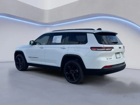 More photos of 2021 Jeep Grand Cherokee L Altitude at Airport Honda, TN