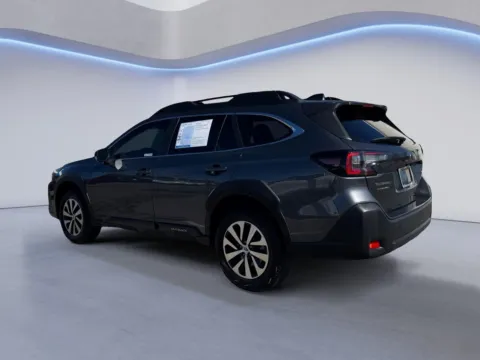 More photos of 2025 Subaru Outback BASE at Airport Honda, TN
