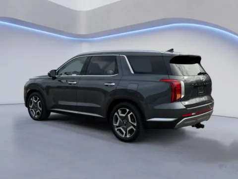 More photos of 2023 Hyundai Palisade Limited at Airport Honda, TN