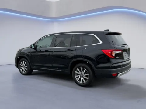 More photos of 2020 Honda Pilot EX-L at Airport Honda, TN
