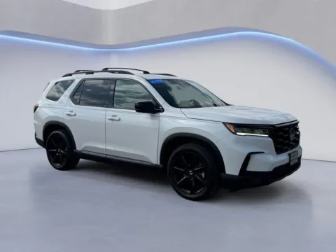 White 2025 Honda Pilot Black Edition for sale in Alcoa, TN
