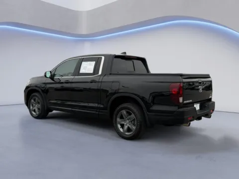 More photos of 2023 Honda Ridgeline RTL at Airport Honda, TN
