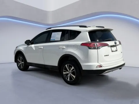 More photos of 2018 Toyota RAV4 XLE at Airport Honda, TN