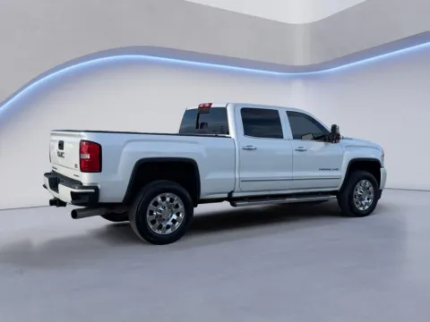 Another view of 2019 GMC Sierra 2500HD Denali for sale in Alcoa, TN at Airport Honda