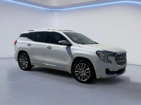 White 2024 GMC Terrain Denali for sale in Alcoa, TN