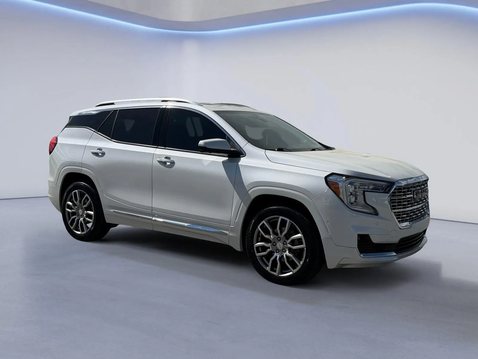 White 2024 GMC Terrain Denali for sale in Alcoa, TN