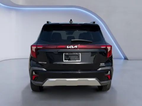 More photos of 2025 Kia Seltos S at Airport Honda, TN