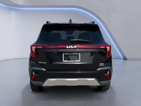 More photos of 2025 Kia Seltos S at Airport Honda, TN