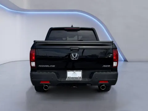More photos of 2023 Honda Ridgeline Black Edition at Airport Honda, TN