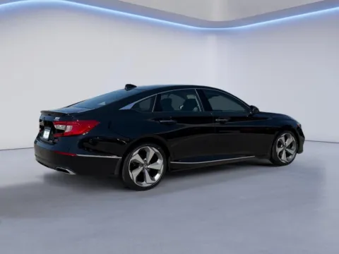 Another view of 2019 Honda Accord Touring for sale in Alcoa, TN at Airport Honda