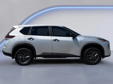 Photos of 2025 Nissan Rogue S for sale in Alcoa, TN at Airport Honda