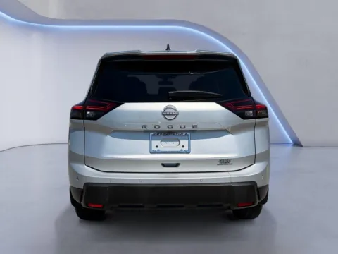 More photos of 2025 Nissan Rogue S at Airport Honda, TN