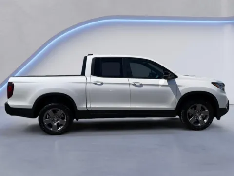 Photos of 2024 Honda Ridgeline TrailSport for sale in Alcoa, TN at Airport Honda