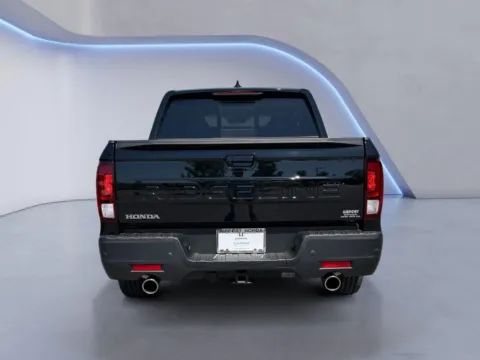 More photos of 2024 Honda Ridgeline Black Edition at Airport Honda, TN