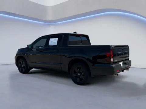 More photos of 2024 Honda Ridgeline Black Edition at Airport Honda, TN