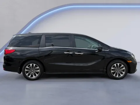 Photos of 2024 Honda Odyssey EX-L for sale in Alcoa, TN at Airport Honda