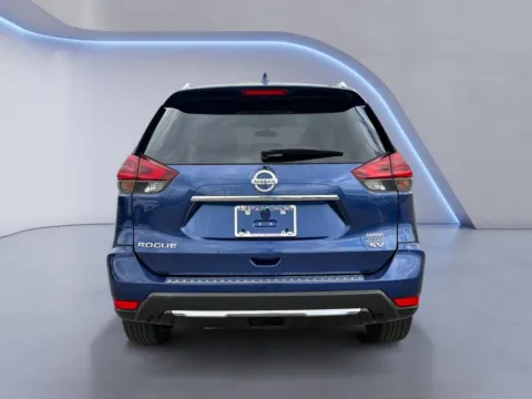 More photos of 2018 Nissan Rogue SV at Airport Honda, TN