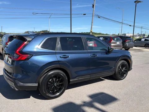 More photos of 2025 Honda CR-V Hybrid Sport-L at Airport Honda, TN
