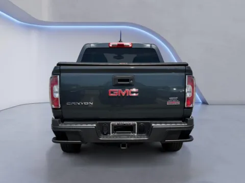 More photos of 2015 GMC Canyon 4WD SLE at Airport Honda, TN