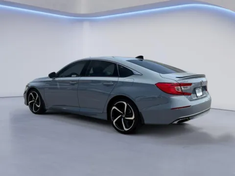 More photos of 2022 Honda Accord Sedan Sport at Airport Honda, TN