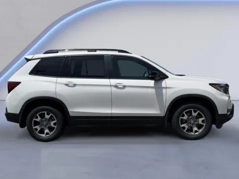 Photos of 2023 Honda Passport TrailSport for sale in Alcoa, TN at Airport Honda