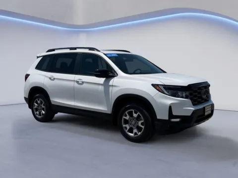 White 2023 Honda Passport TrailSport for sale in Alcoa, TN