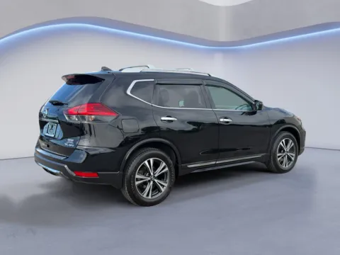 Another view of 2017 Nissan Rogue SL for sale in Alcoa, TN at Airport Honda