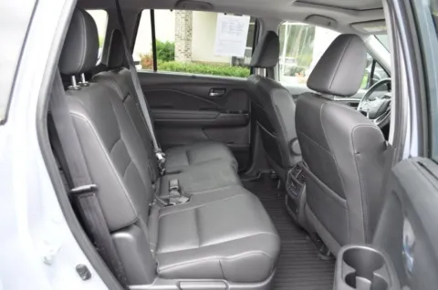 More photos of 2022 Honda Pilot Special Edition at Airport Honda, TN