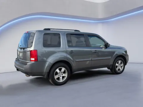 Another view of 2010 Honda Pilot EX-L for sale in Alcoa, TN at Airport Honda