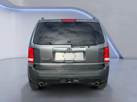 More photos of 2010 Honda Pilot EX-L at Airport Honda, TN