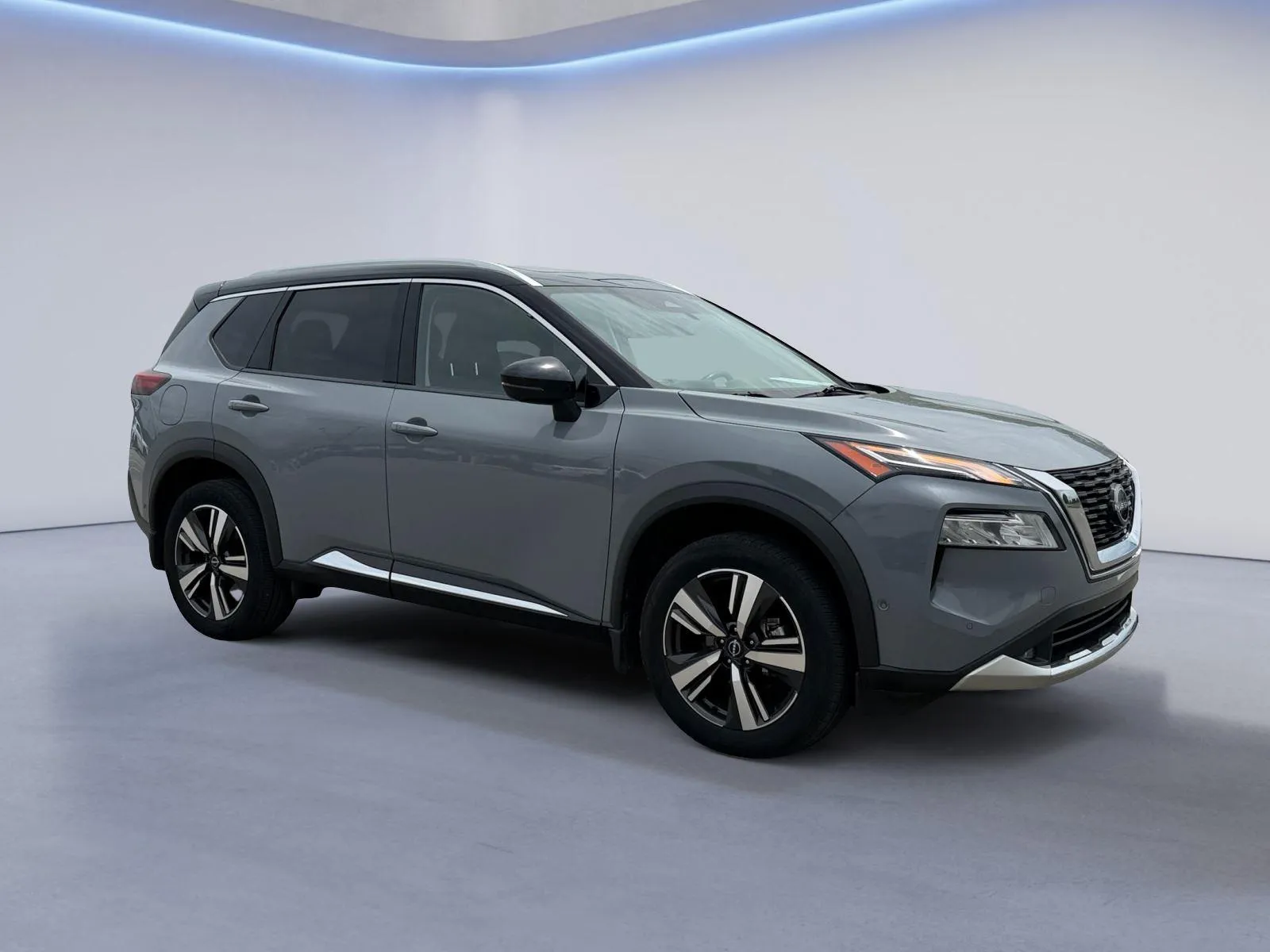 Black 2022 Nissan Rogue Platinum for sale in Alcoa, TN