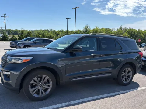 More photos of 2023 Ford Explorer XLT at Airport Honda, TN