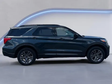 Photos of 2023 Ford Explorer XLT for sale in Alcoa, TN at Airport Honda