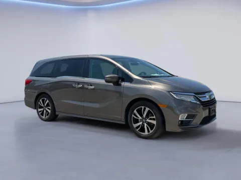 Gray 2019 Honda Odyssey Elite for sale in Alcoa, TN