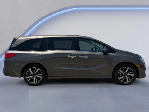 Photos of 2019 Honda Odyssey Elite for sale in Alcoa, TN at Airport Honda
