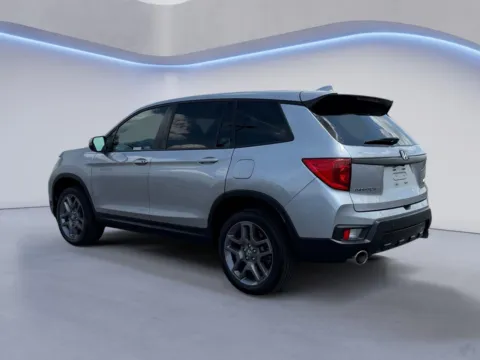 More photos of 2023 Honda Passport EX-L at Airport Honda, TN