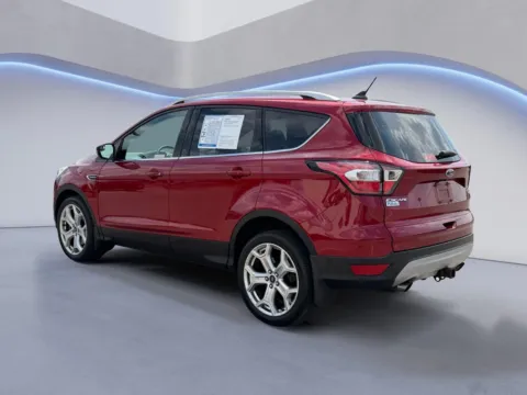 More photos of 2018 Ford Escape Titanium at Airport Honda, TN