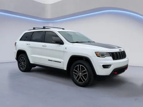 White 2018 Jeep Grand Cherokee Trailhawk for sale in Alcoa, TN