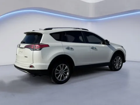 More photos of 2017 Toyota RAV4 Limited at Airport Honda, TN