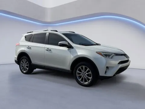 White 2017 Toyota RAV4 Limited for sale in Alcoa, TN