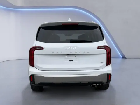 More photos of 2025 Kia Telluride S at Airport Honda, TN