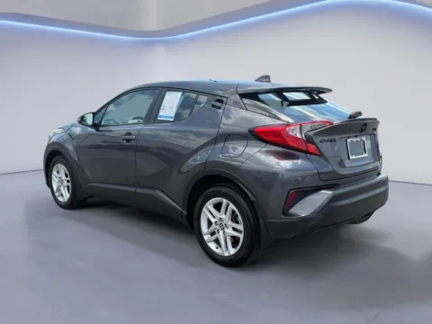 More photos of 2021 Toyota C-HR LE at Airport Honda, TN