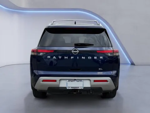 More photos of 2025 Nissan Pathfinder SL at Airport Honda, TN