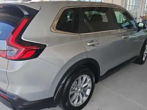 More photos of 2025 Honda CR-V EX-L at Airport Honda, TN