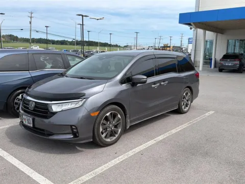 Photos of 2023 HONDA ODYSSEY ELITE for sale in Alcoa, TN at Airport Honda