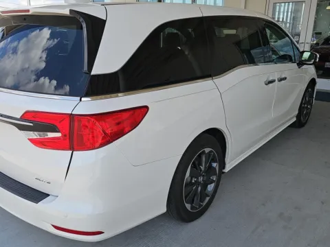 More photos of 2024 Honda Odyssey Elite at Airport Honda, TN