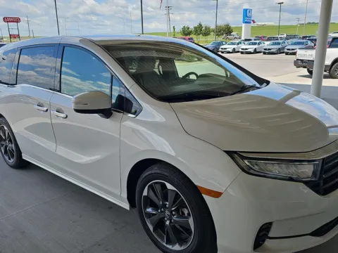 More photos of 2024 Honda Odyssey Elite at Airport Honda, TN