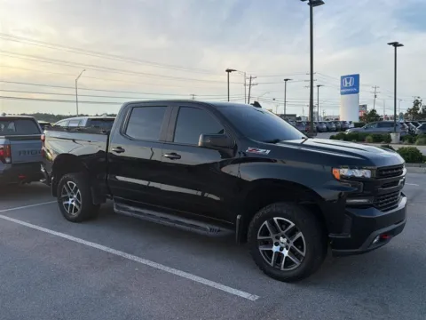 Another view of 2020 Chevrolet Silverado 1500 LT Trail Boss for sale in Alcoa, TN at Airport Honda
