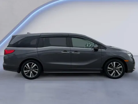 Photos of 2024 Honda Odyssey Touring for sale in Alcoa, TN at Airport Honda